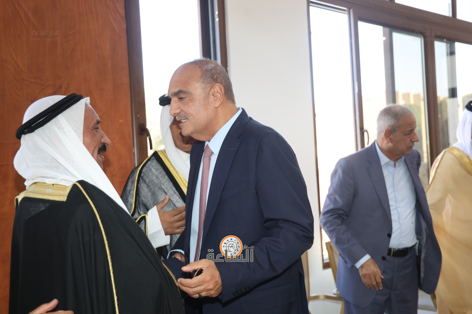 Madar Al-Saa Images 0.42550943463770463