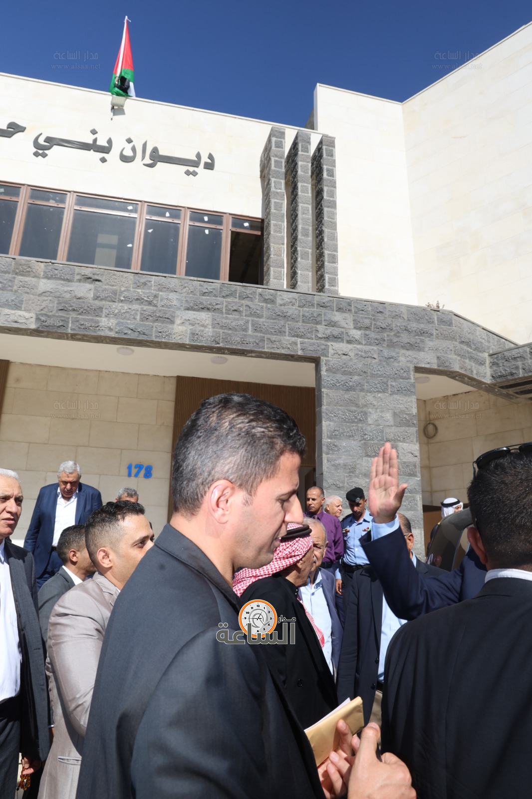 Madar Al-Saa Images 0.4878497507445455