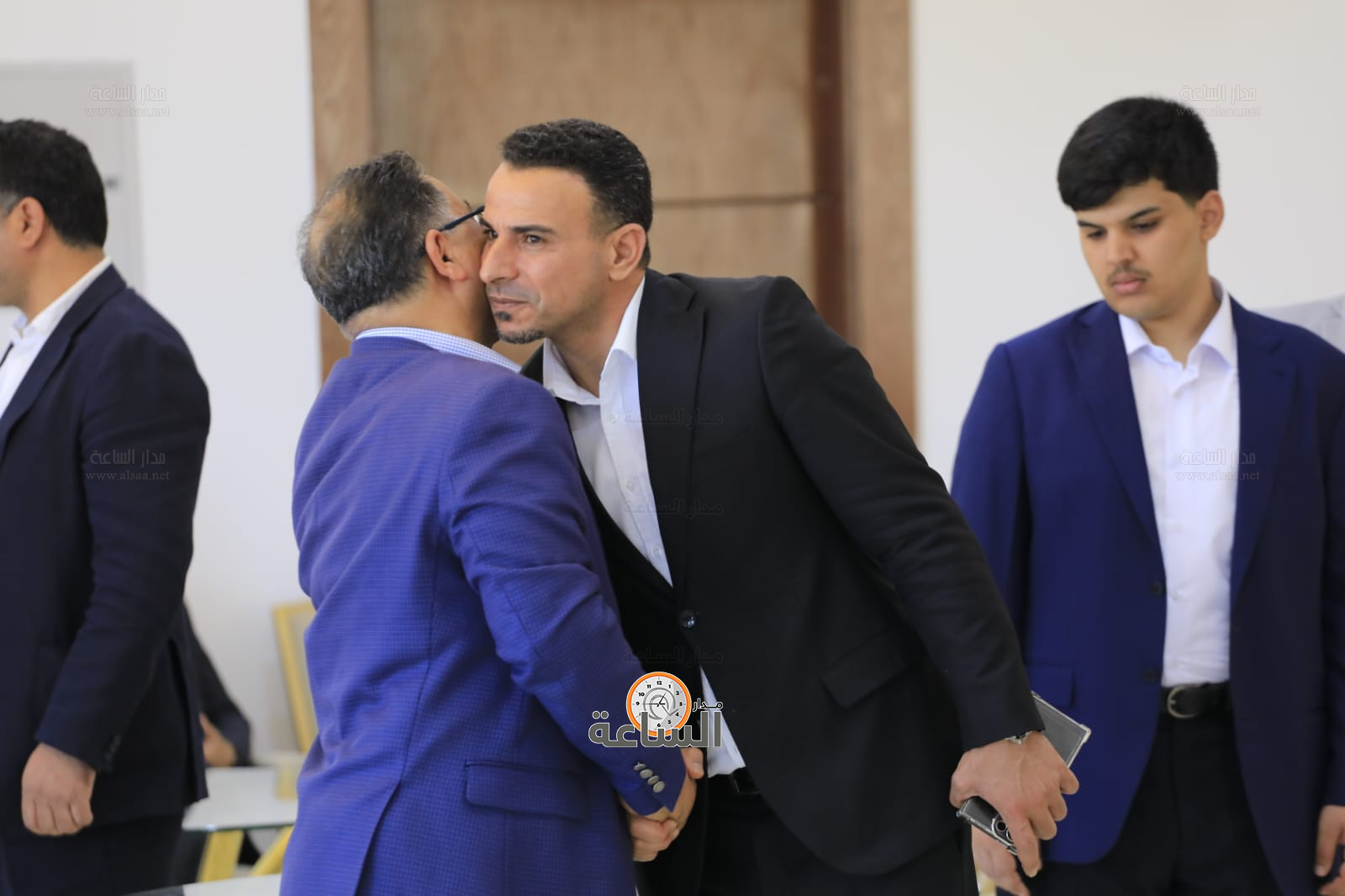 Madar Al-Saa Images 0.7012612585924416