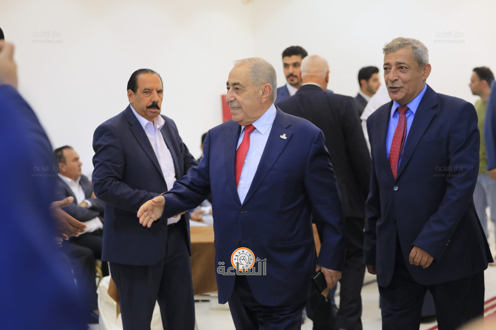 Madar Al-Saa Images 0.977700223235574