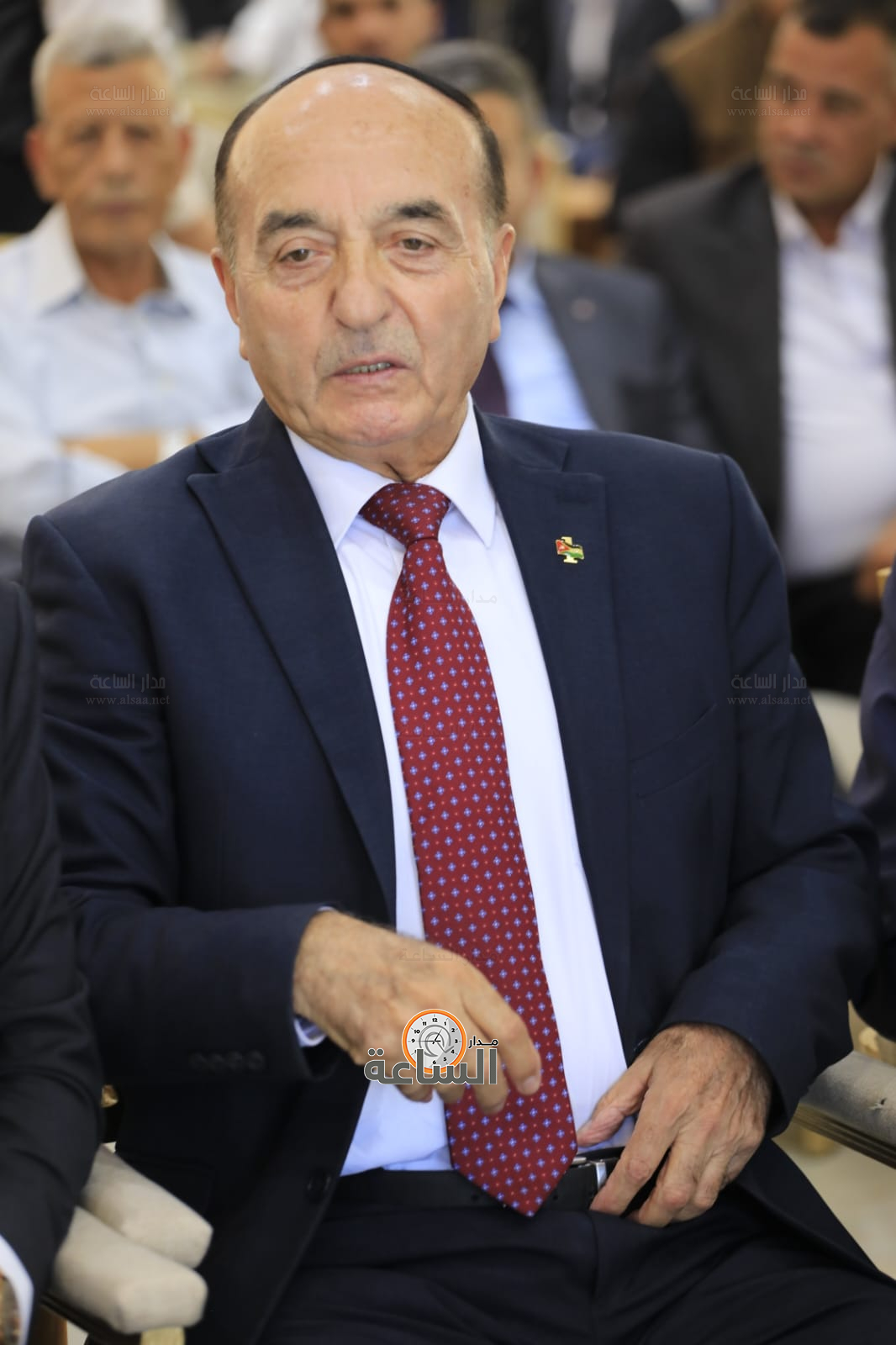 Madar Al-Saa Images 0.9287189836377351