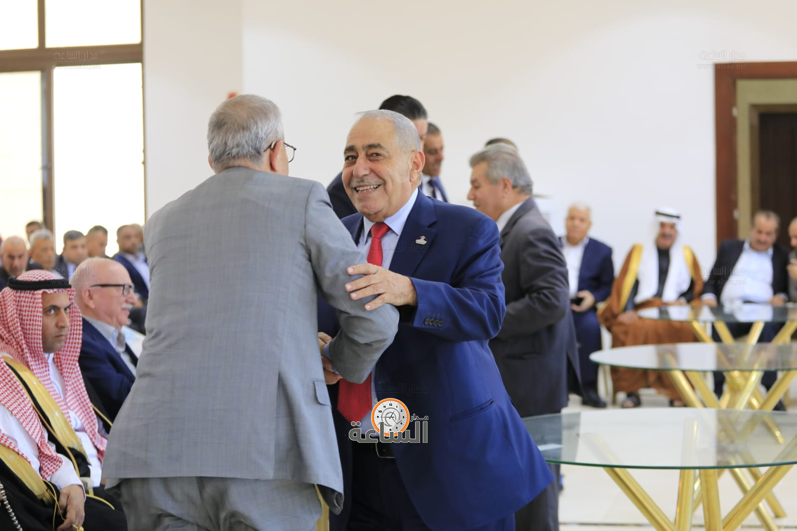 Madar Al-Saa Images 0.7521327526215231