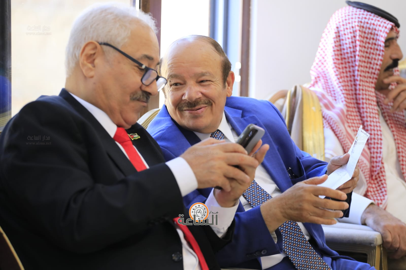 Madar Al-Saa Images 0.514526112550636