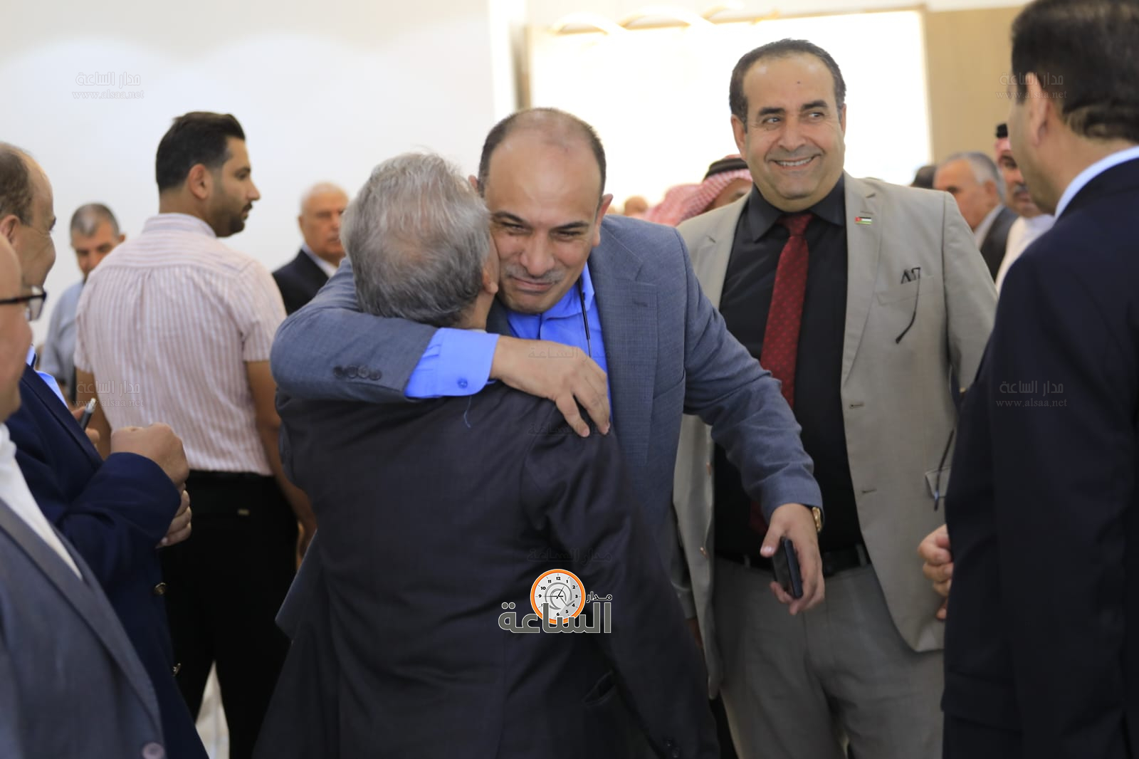 Madar Al-Saa Images 0.9223101522813846