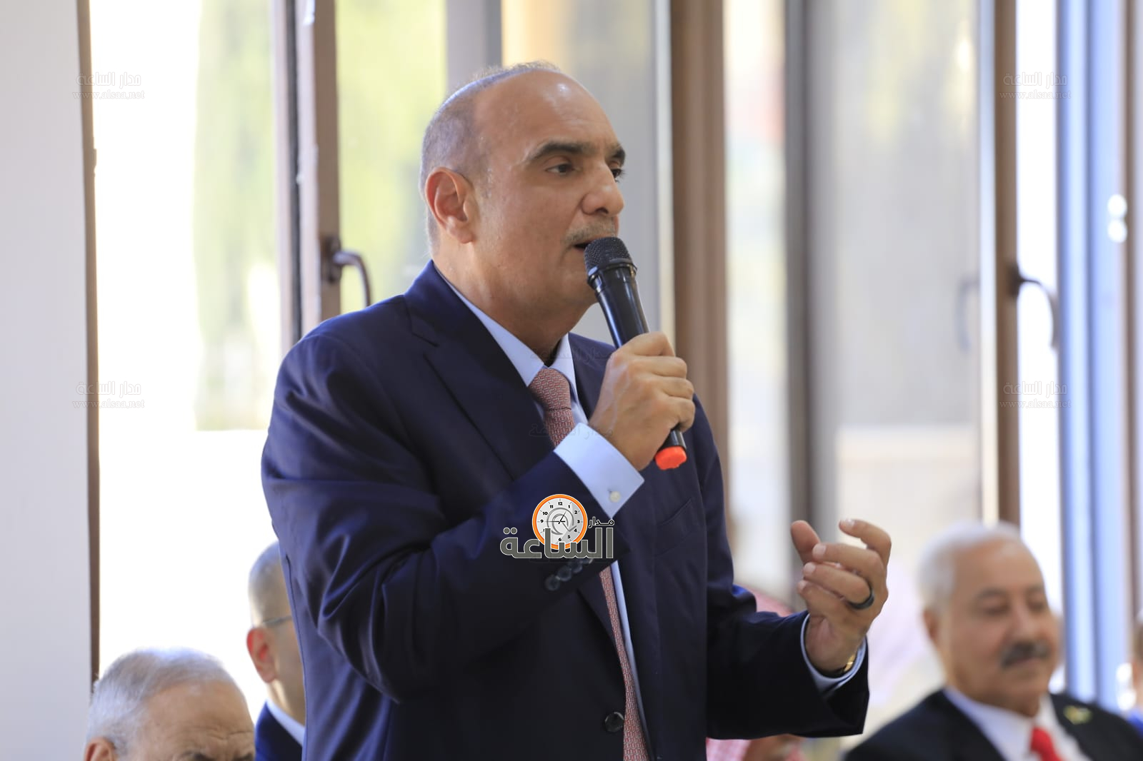 Madar Al-Saa Images 0.832361736119097