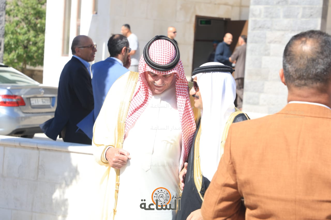 Madar Al-Saa Images 0.7642026236976572