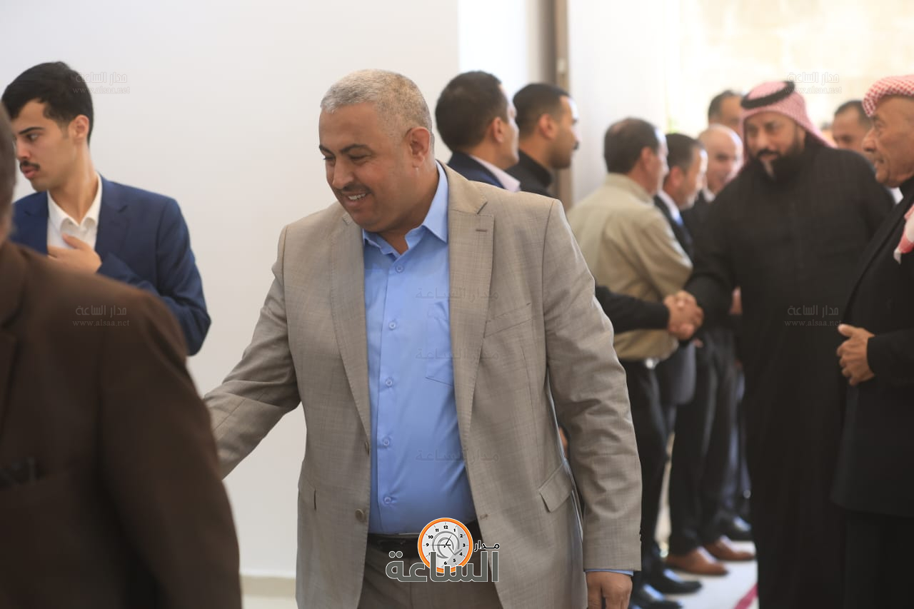 Madar Al-Saa Images 0.8401822383726008