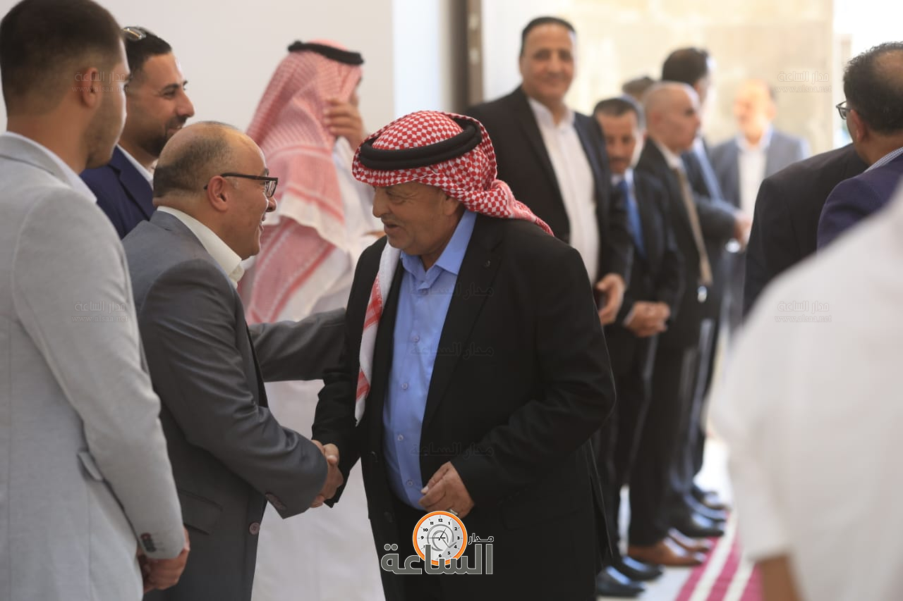 Madar Al-Saa Images 0.23591397136804182