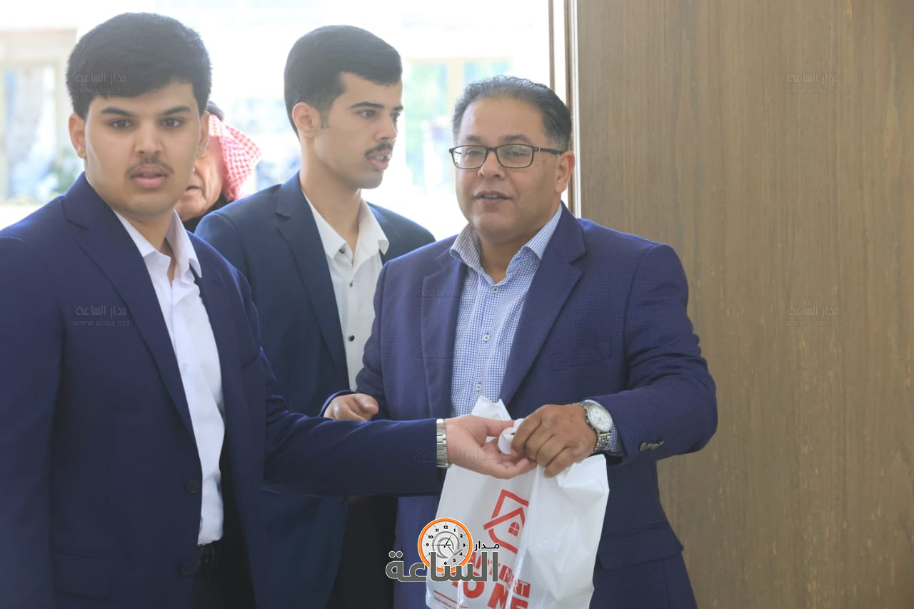 Madar Al-Saa Images 0.08043887556556595