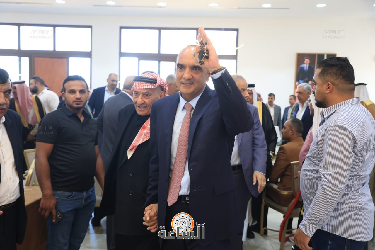 Madar Al-Saa Images 0.3926963634405354