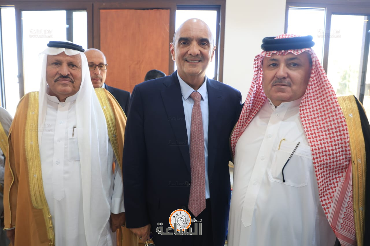 Madar Al-Saa Images 0.9972703166492045