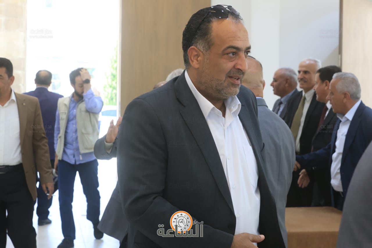 Madar Al-Saa Images 0.7551452886161298