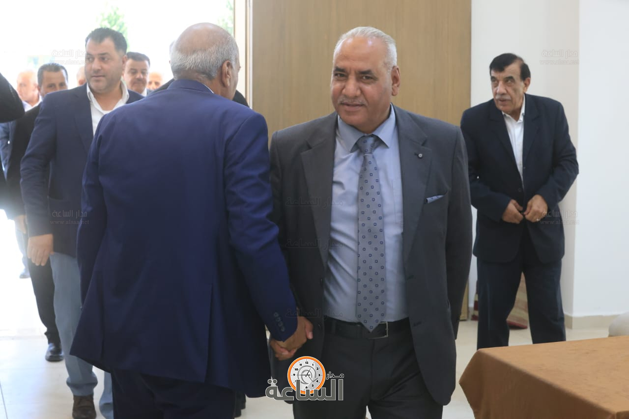 Madar Al-Saa Images 0.4238729645952187