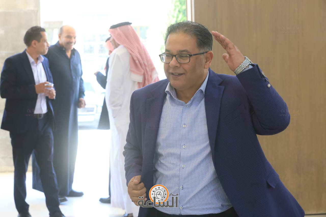 Madar Al-Saa Images 0.8774164780241516