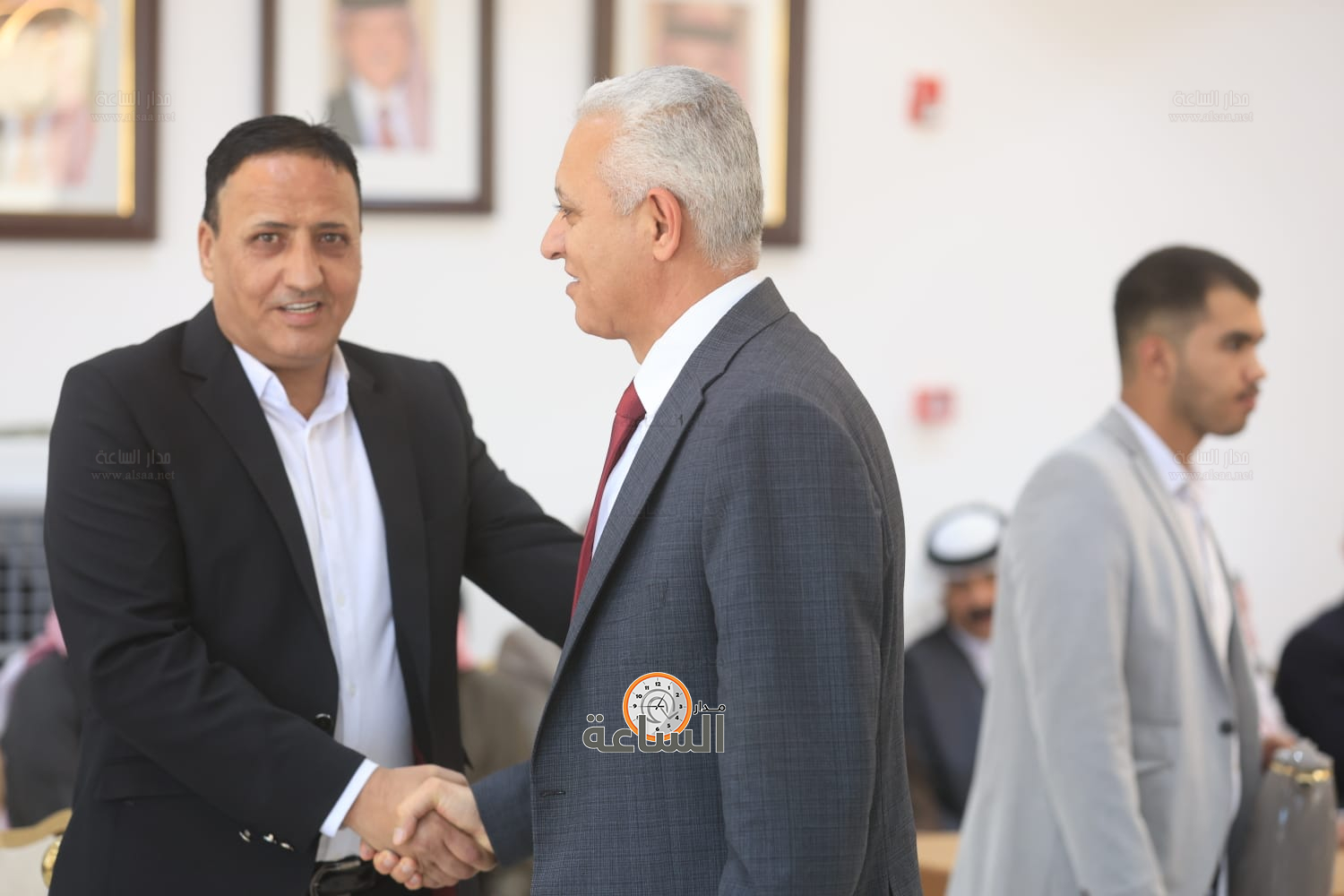 Madar Al-Saa Images 0.858001954009376