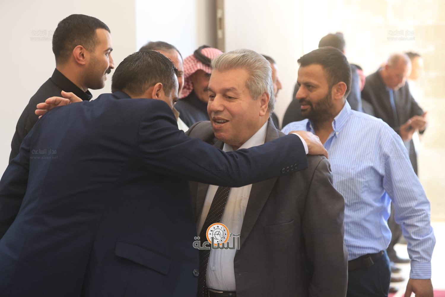 Madar Al-Saa Images 0.727403477564155