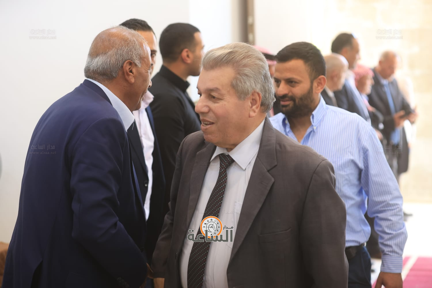 Madar Al-Saa Images 0.4760426140903804