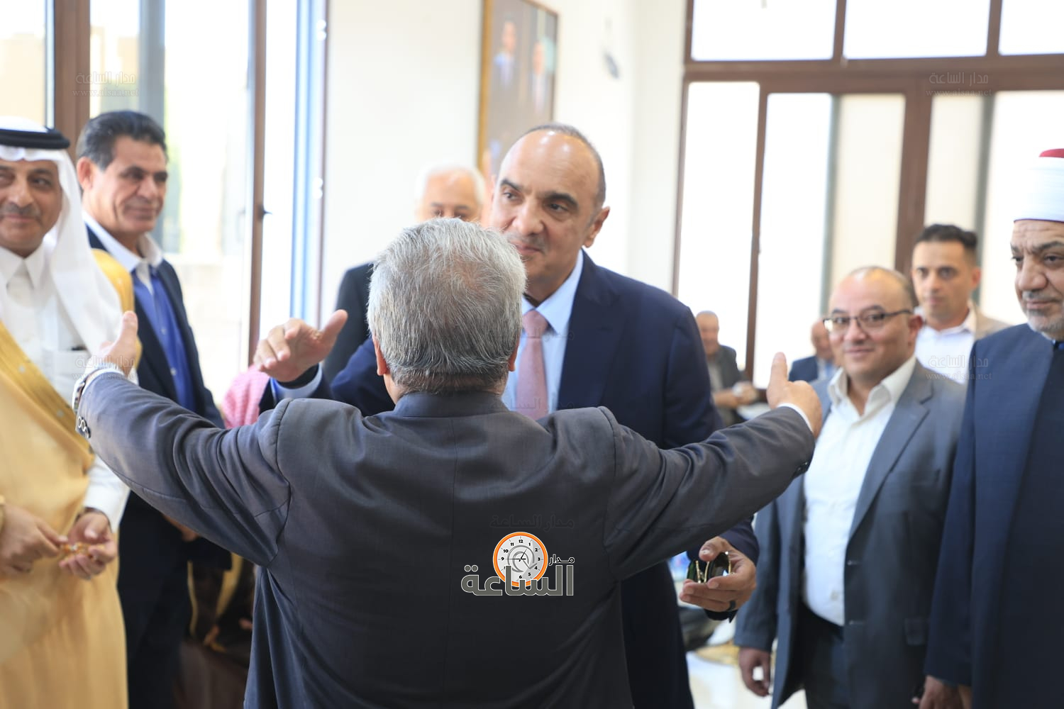 Madar Al-Saa Images 0.19070426480564684