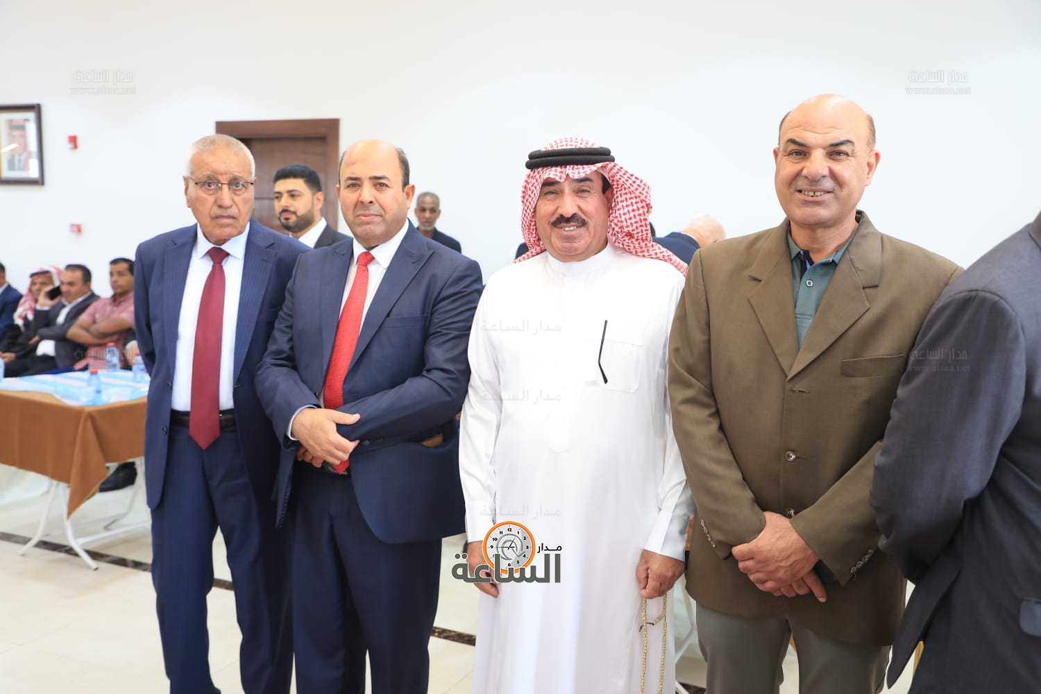 Madar Al-Saa Images 0.2576554800082942