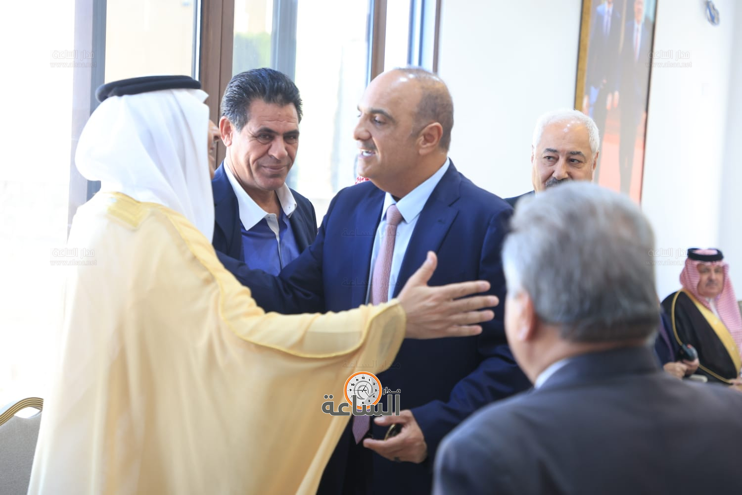 Madar Al-Saa Images 0.555487250191285