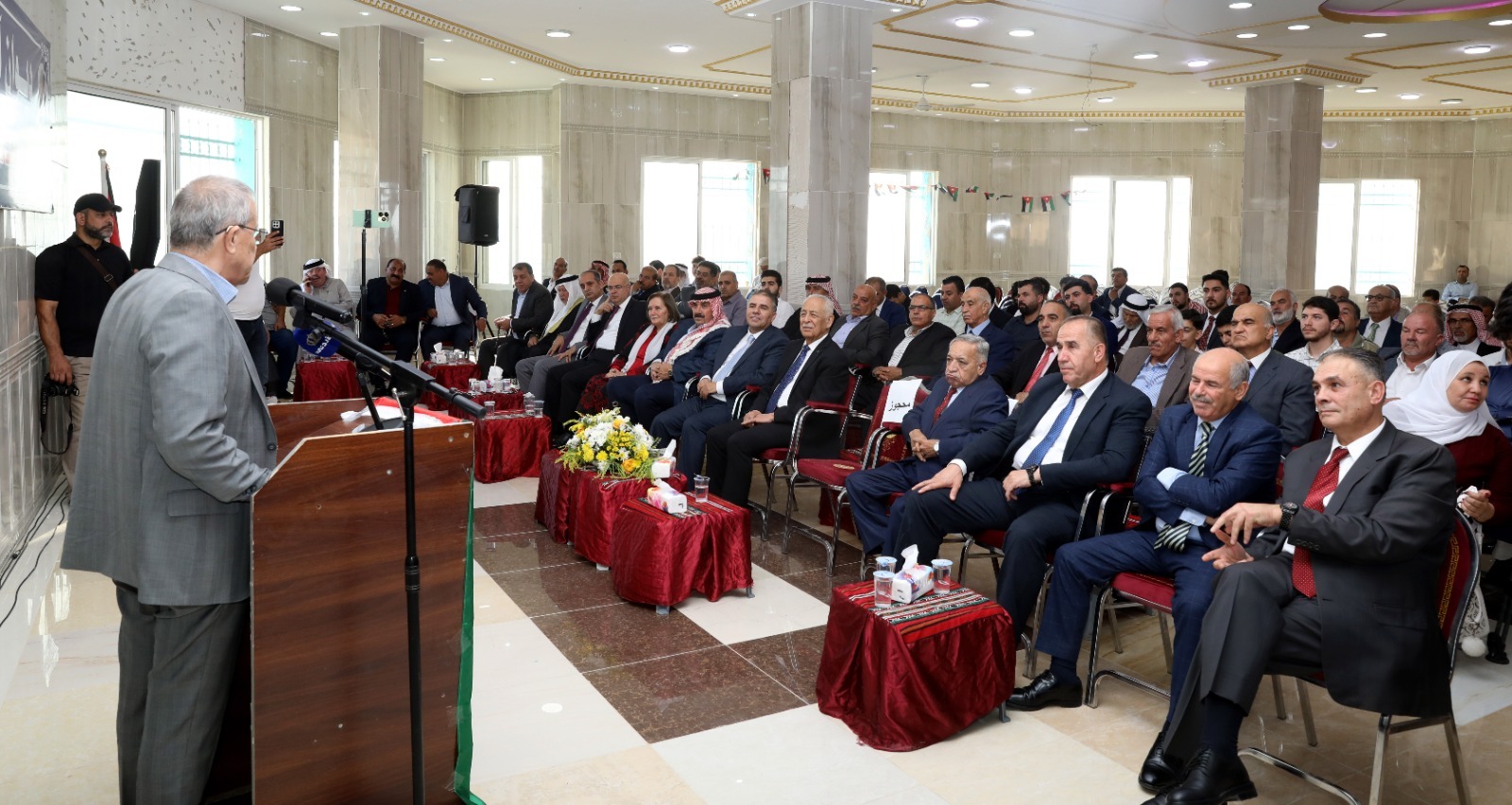 Madar Al-Saa Images 0.6427922036814189