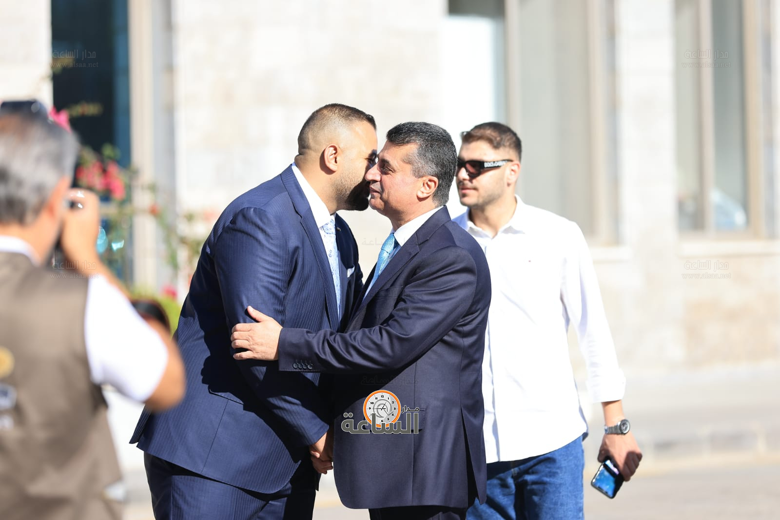 Madar Al-Saa Images 0.07168207853918629