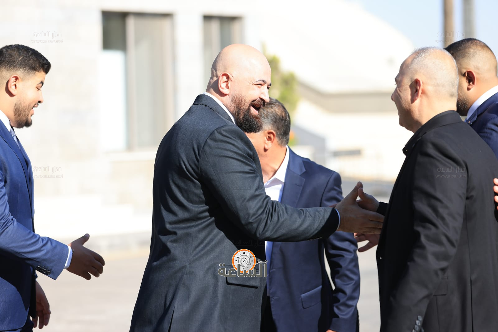 Madar Al-Saa Images 0.13015871285676572