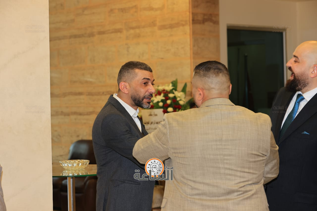 Madar Al-Saa Images 0.8815618707952724