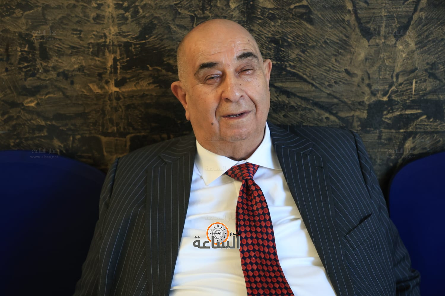 Madar Al-Saa Images 0.5595733453760497