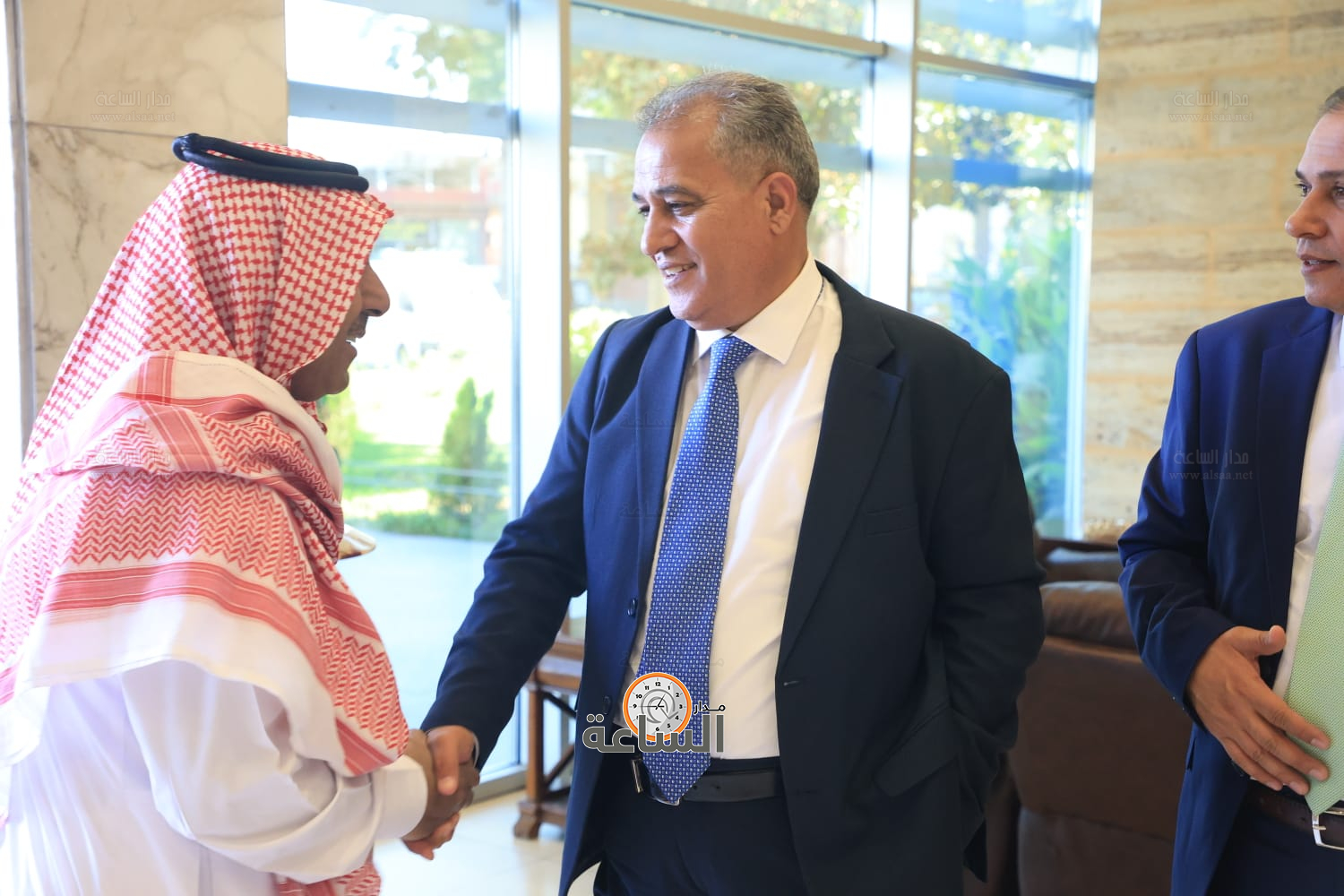 Madar Al-Saa Images 0.7334182996119377