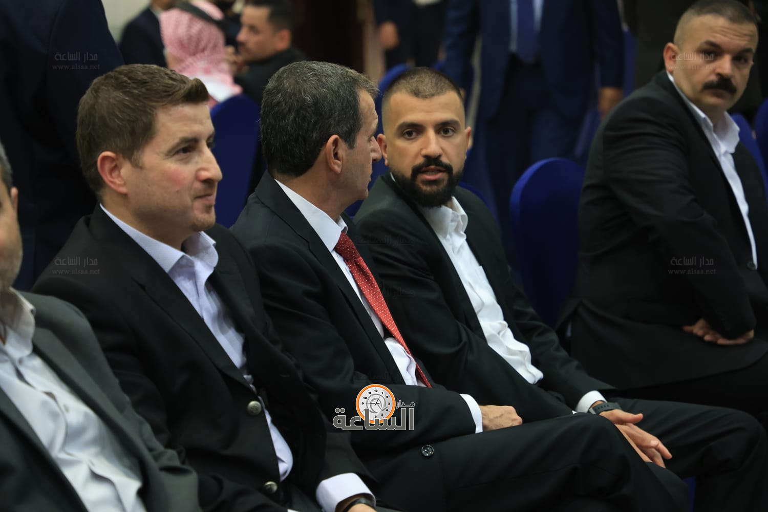 Madar Al-Saa Images 0.18569807331425303