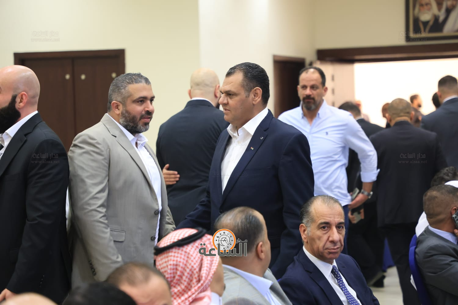 Madar Al-Saa Images 0.4881795608475896