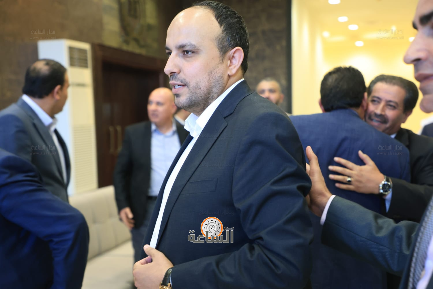 Madar Al-Saa Images 0.7137460488165048