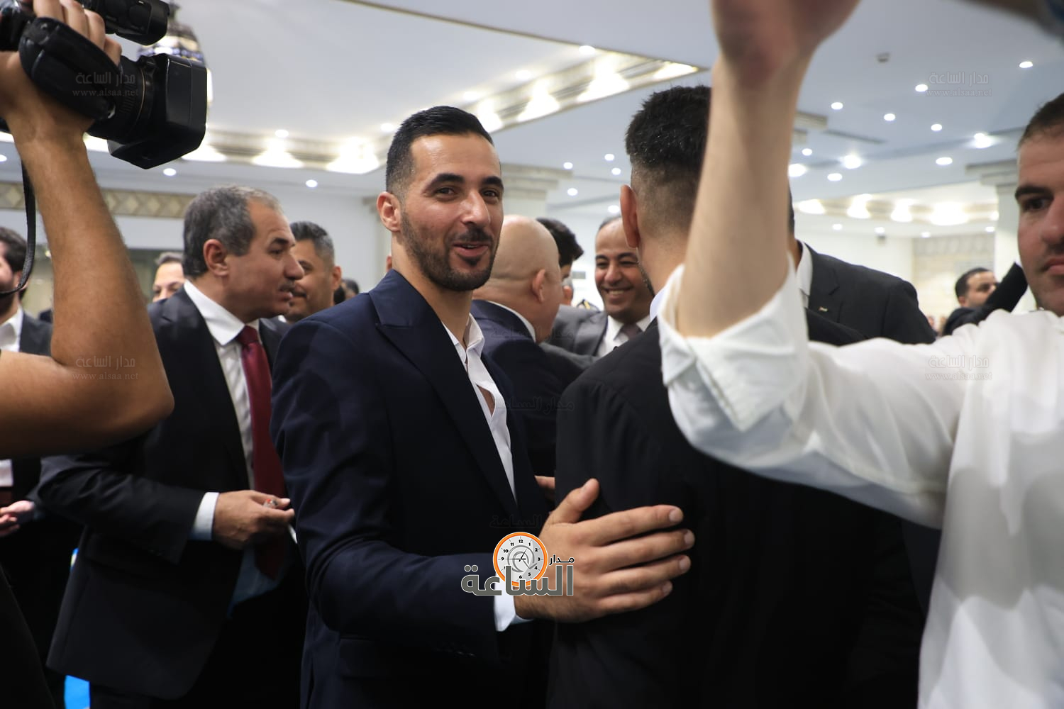 Madar Al-Saa Images 0.15145346412193061