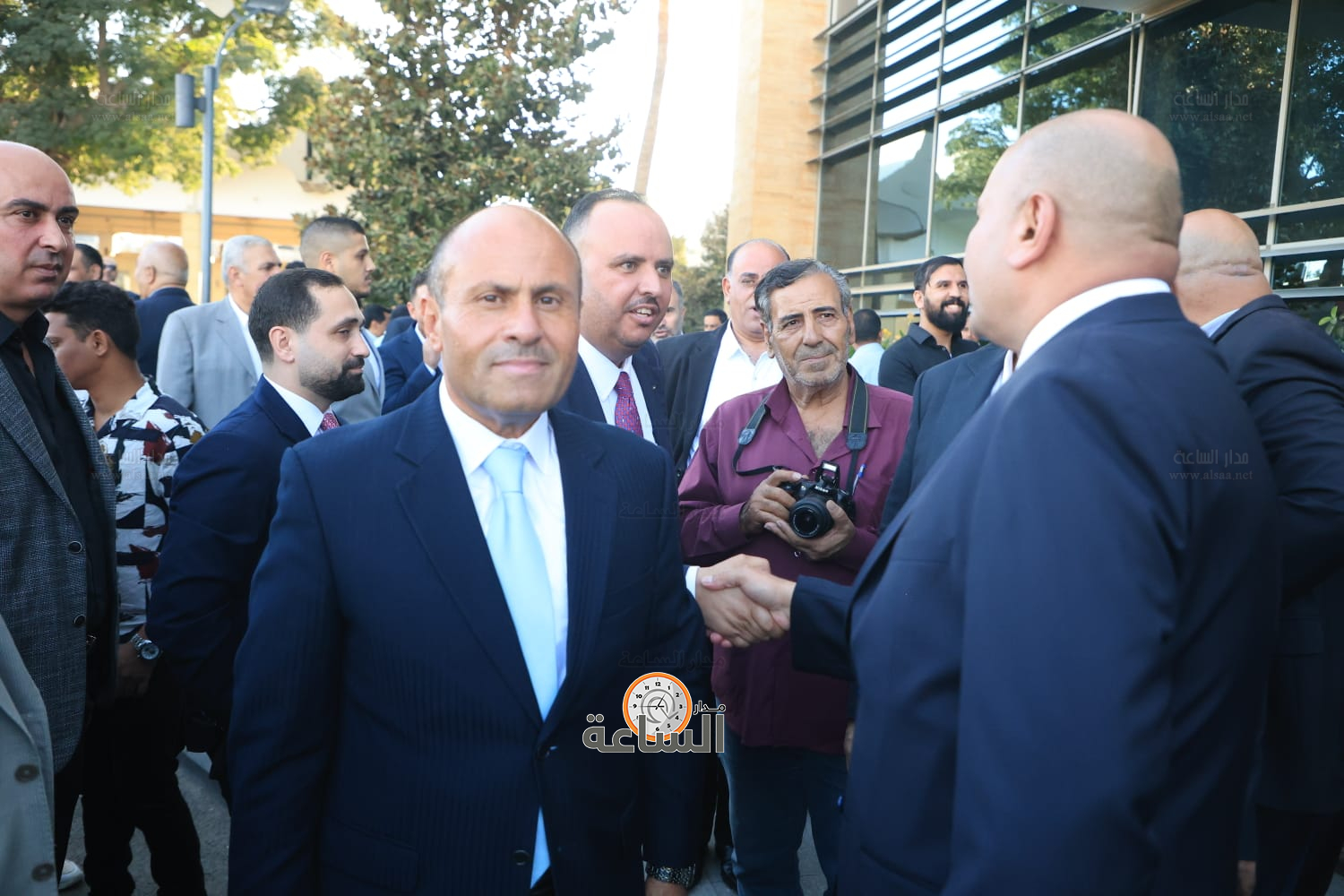 Madar Al-Saa Images 0.16340490904956406