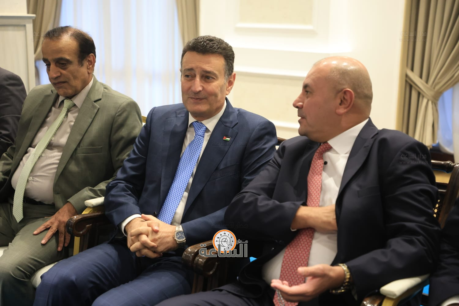 Madar Al-Saa Images 0.9319590505292782