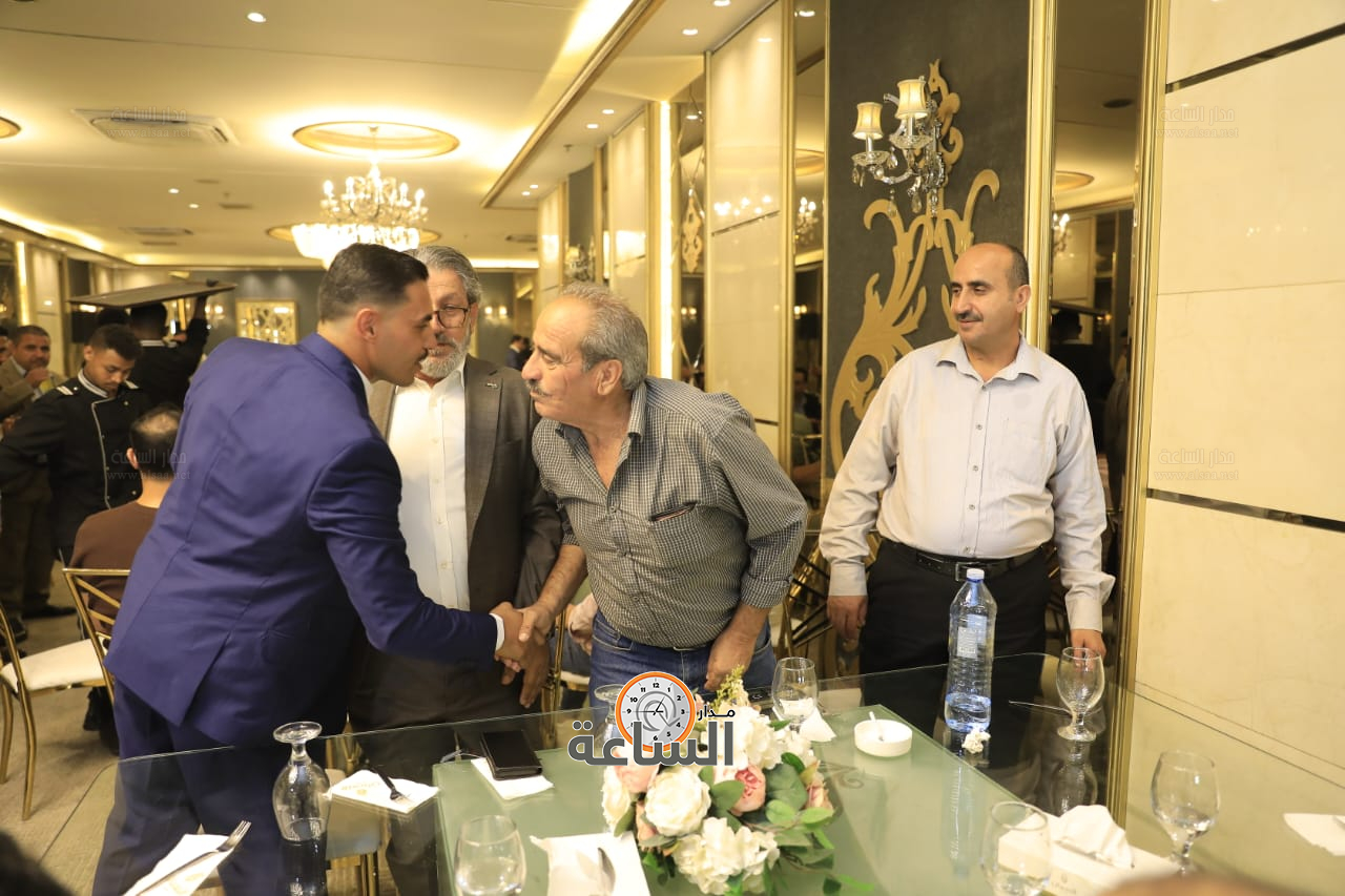 Madar Al-Saa Images 0.7441397775485266