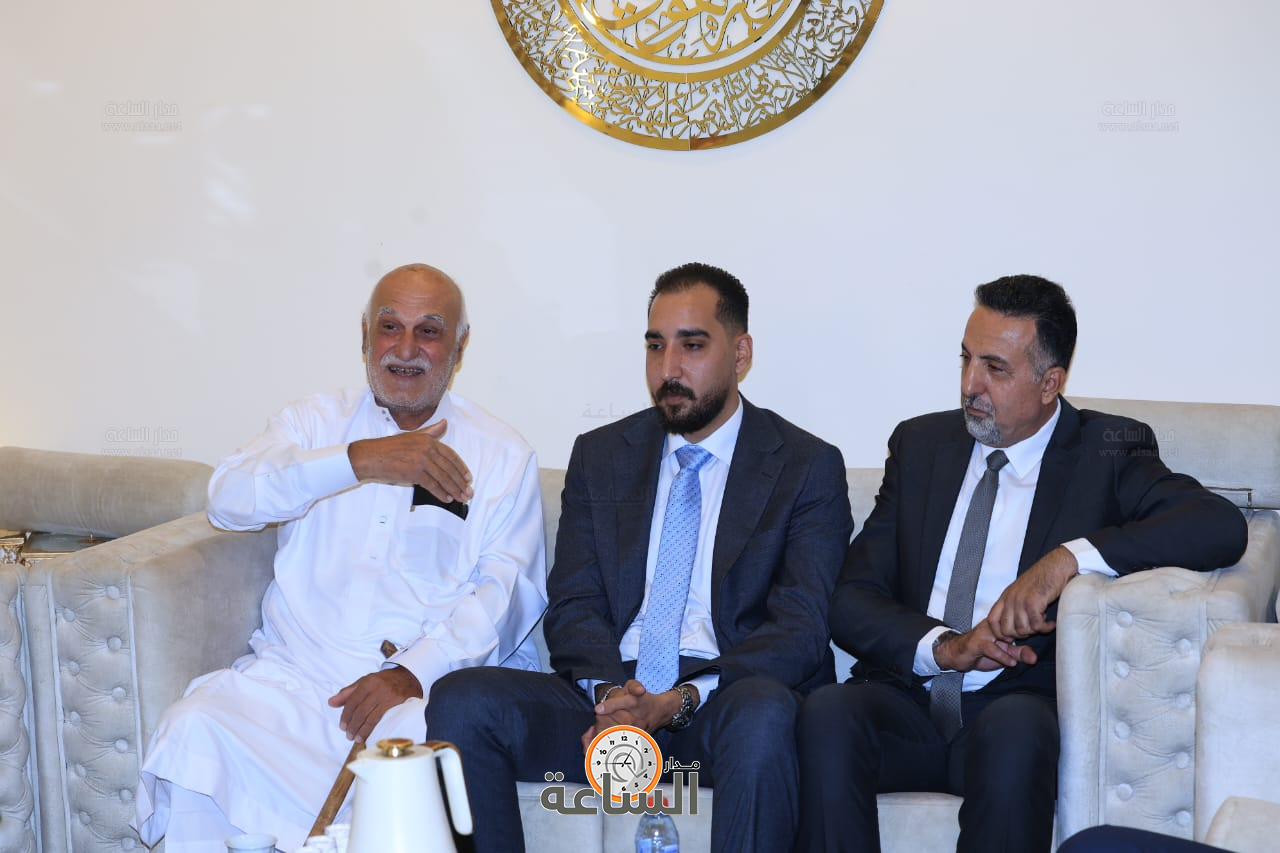 Madar Al-Saa Images 0.6423236231174481