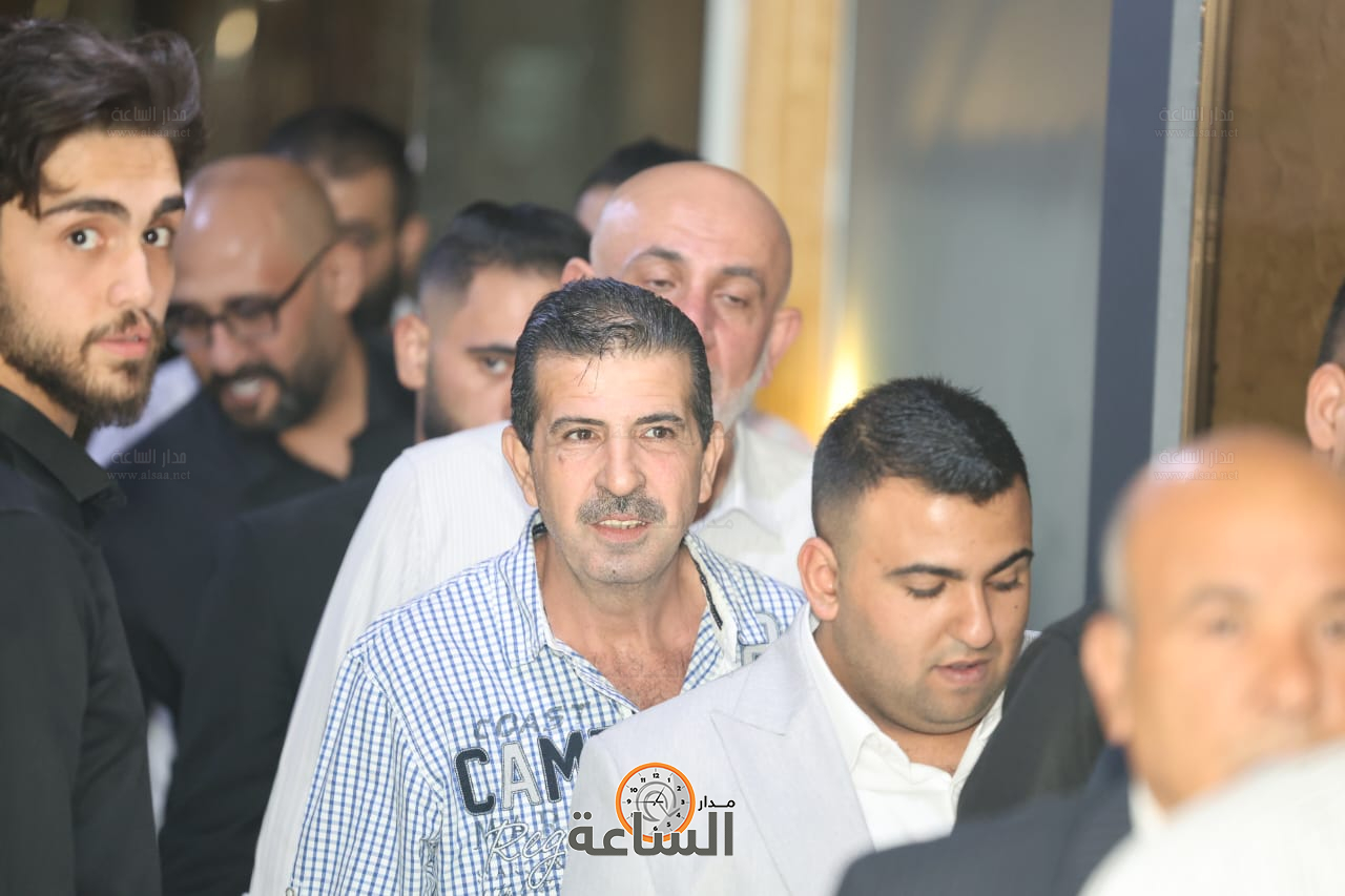 Madar Al-Saa Images 0.3228812910145211