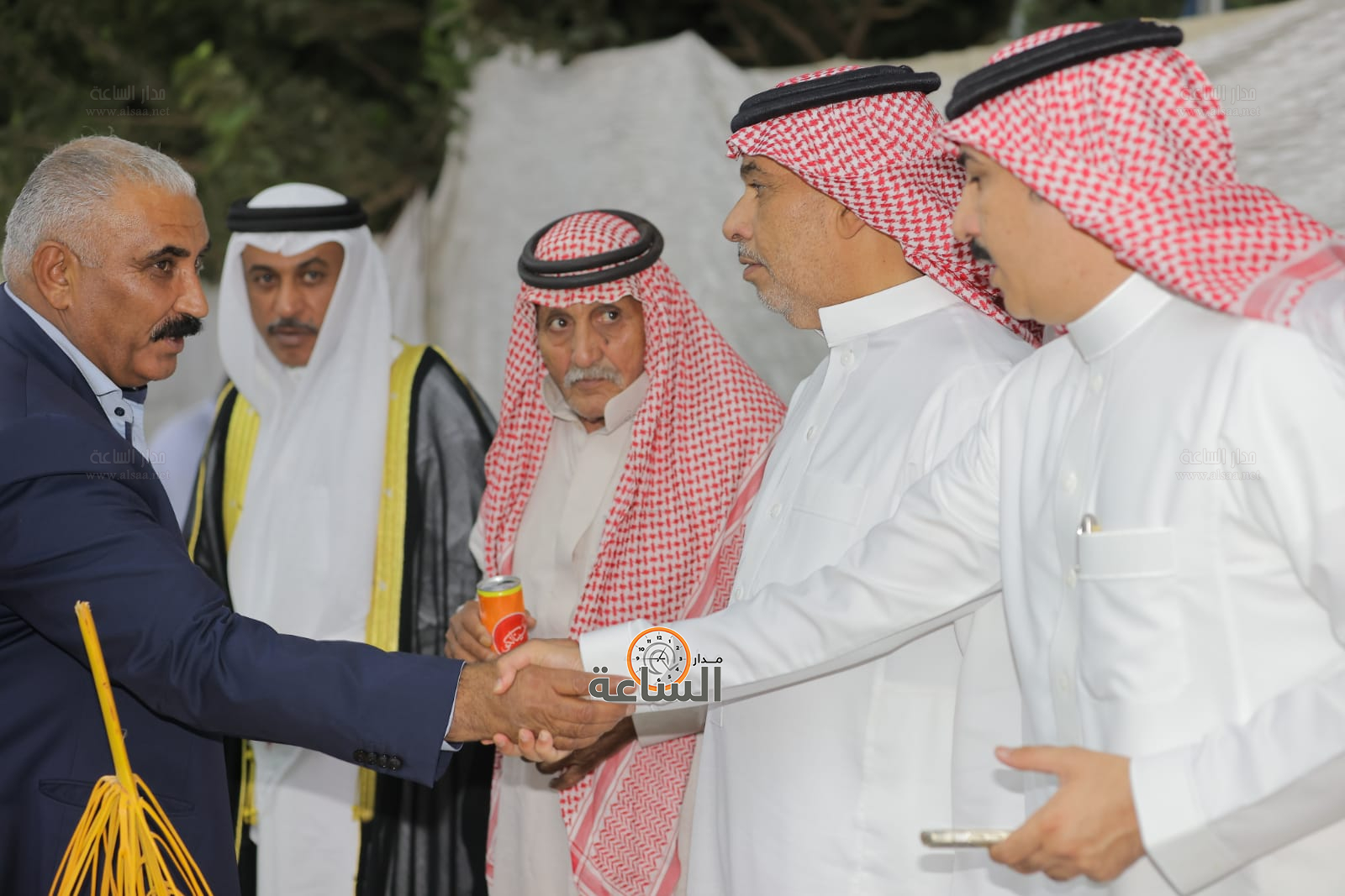 Madar Al-Saa Images 0.9217484180387365