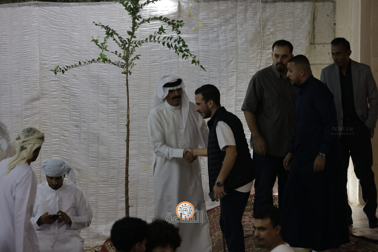 Madar Al-Saa Images 0.6164975123162467