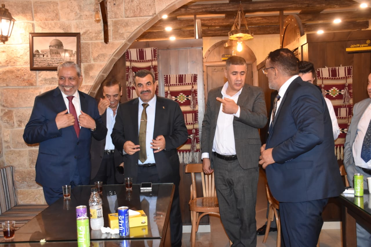 Madar Al-Saa Images 0.3546201883149108