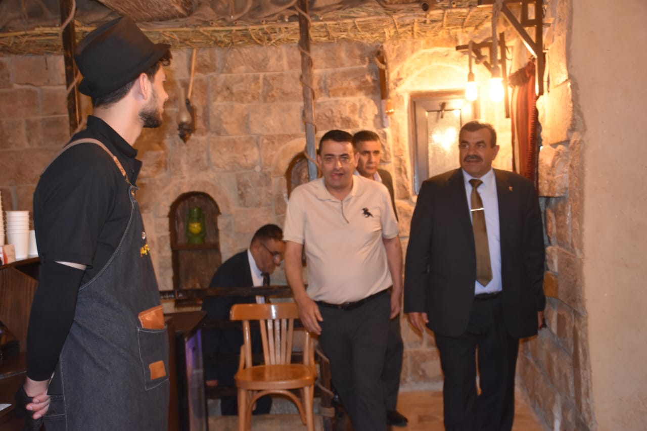 Madar Al-Saa Images 0.7034606610470118