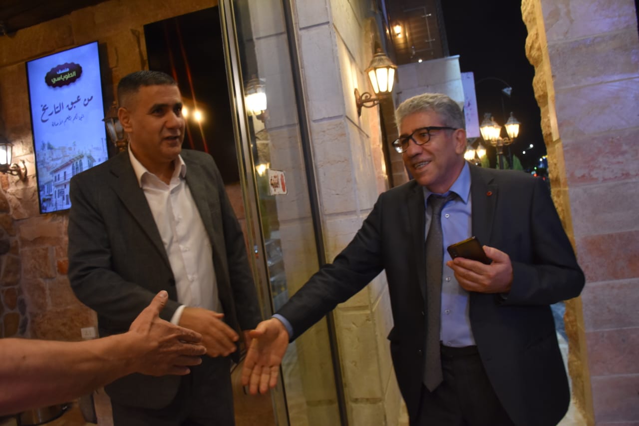 Madar Al-Saa Images 0.749430604972721