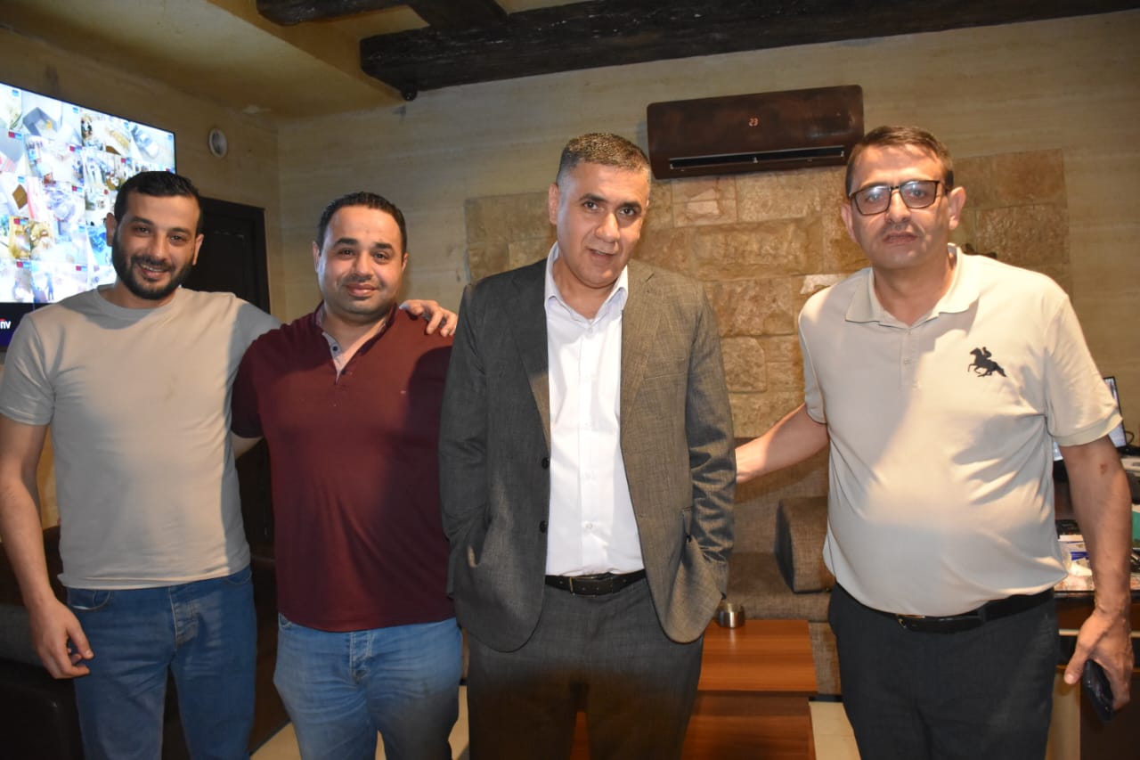 Madar Al-Saa Images 0.7370381371968269