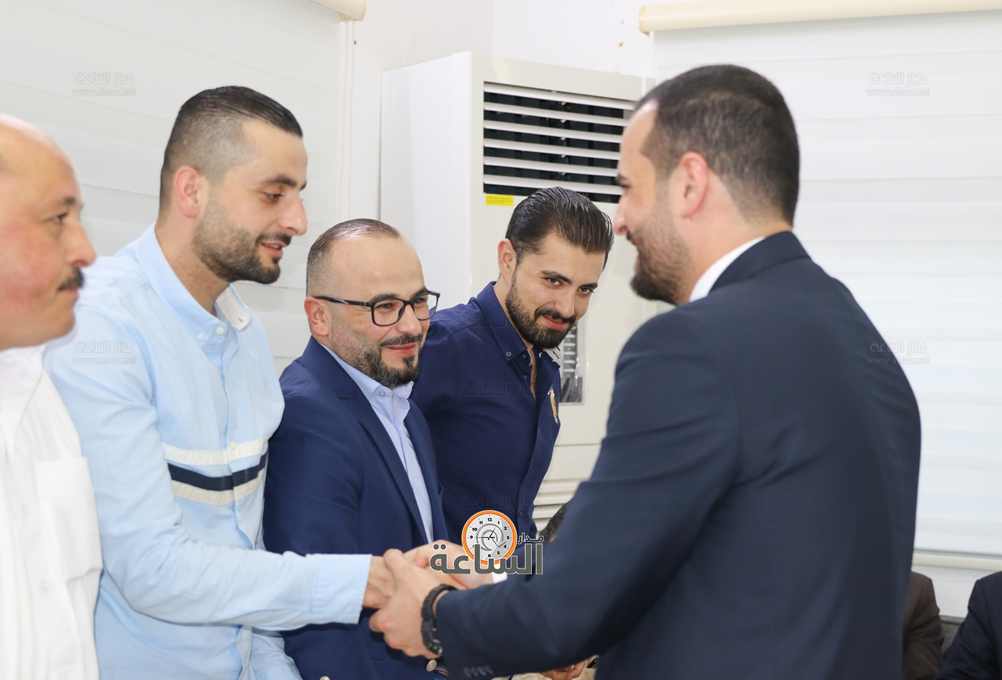 Madar Al-Saa Images 0.6038007128400282