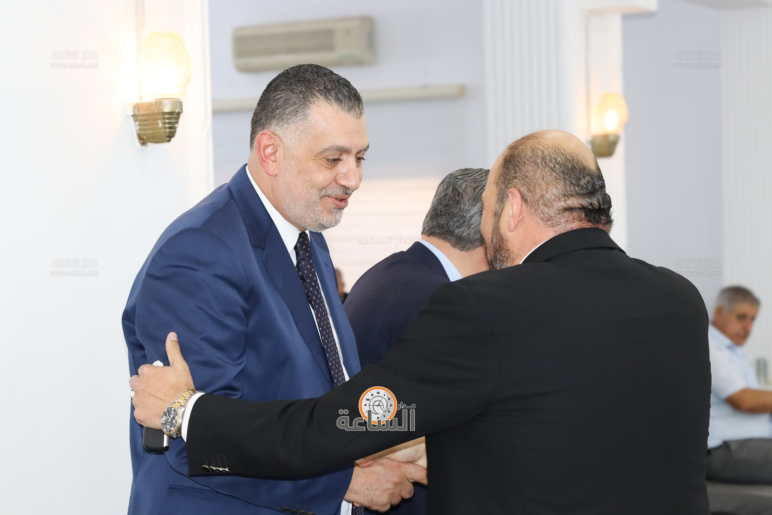 Madar Al-Saa Images 0.6472325774898157