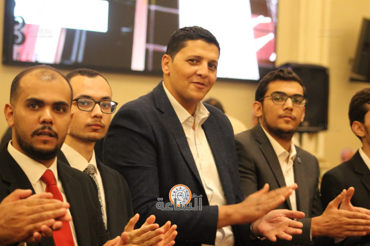 Madar Al-Saa Images 0.9624525641885726