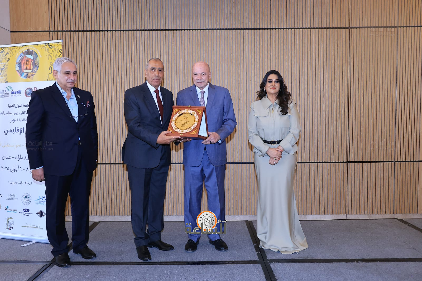 Madar Al-Saa Images 0.4504512965521028