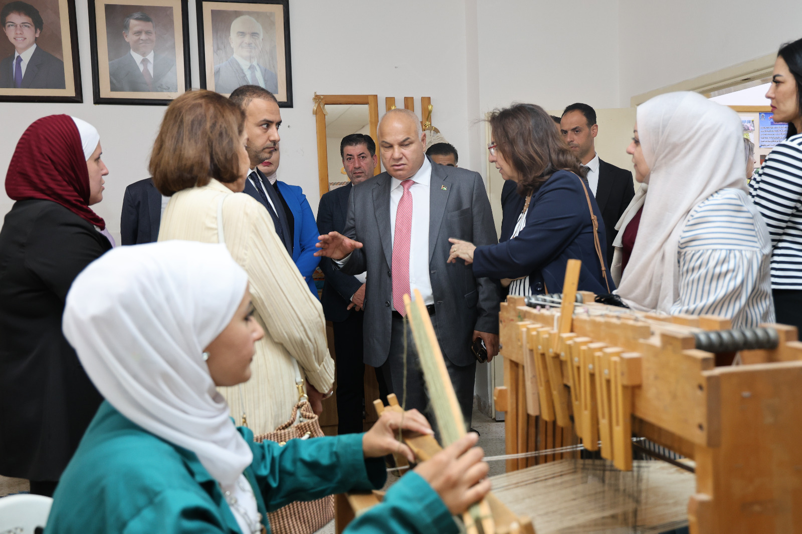 Madar Al-Saa Images 0.92248962094958